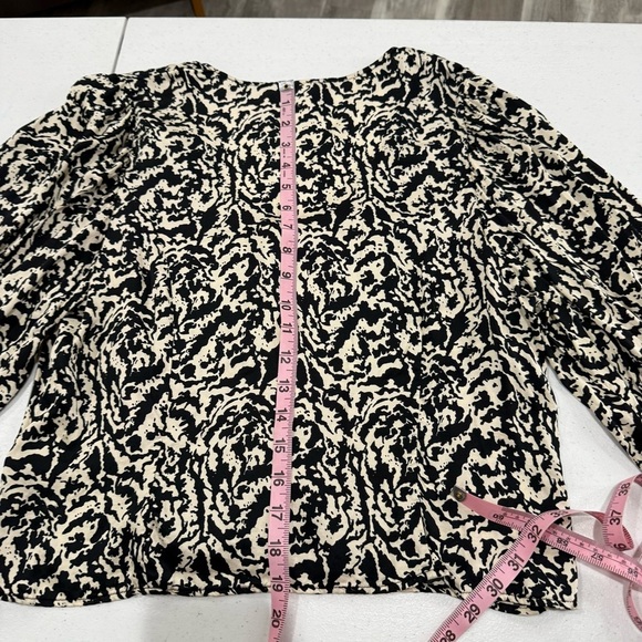 H&M Patterned Blouse Wide Long Sleeves Short Black & Cream Women’s Size Large - Picture 10 of 15